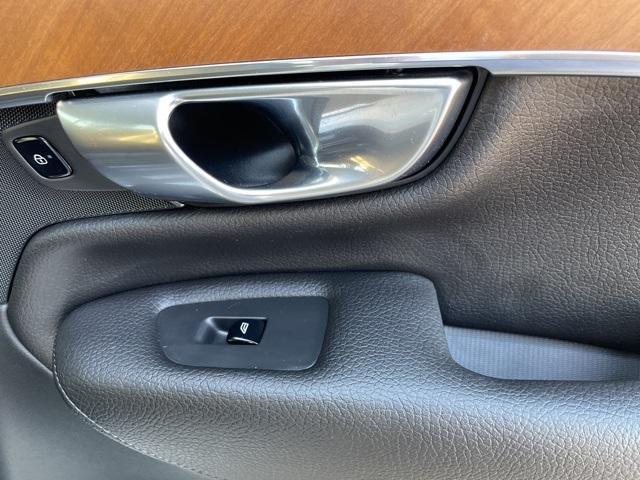 used 2022 Volvo XC90 Recharge Plug-In Hybrid car, priced at $49,000