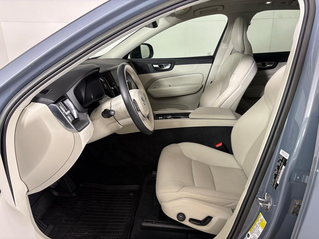 used 2023 Volvo XC60 car, priced at $31,500