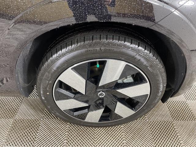 used 2024 Volvo XC60 Recharge Plug-In Hybrid car, priced at $57,000