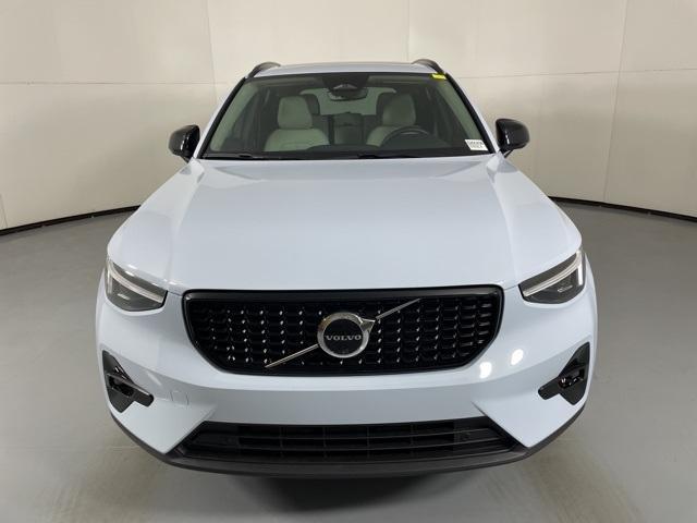 new 2026 Volvo XC40 car