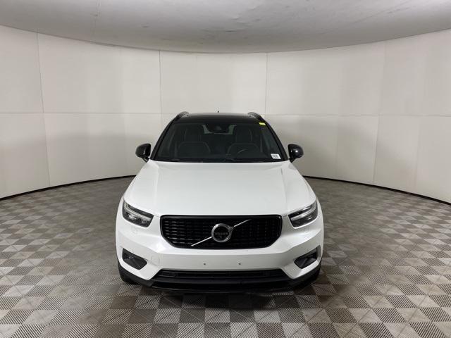 used 2019 Volvo XC40 car, priced at $20,000