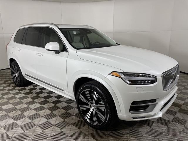 new 2025 Volvo XC90 car, priced at $70,655