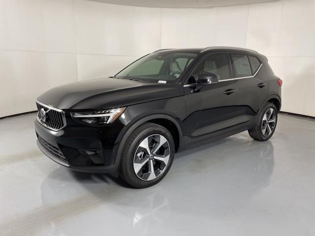 new 2025 Volvo XC40 car, priced at $44,335