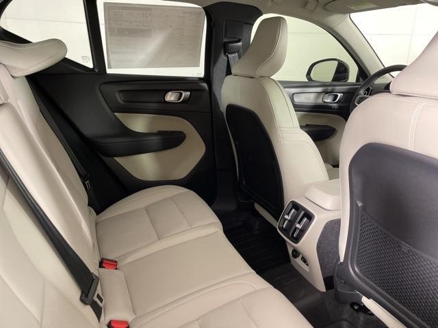 new 2025 Volvo XC40 car, priced at $44,335