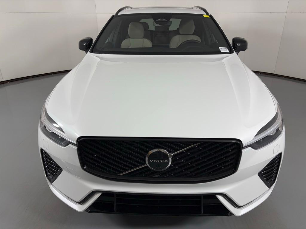 new 2026 Volvo XC60 car, priced at $55,815