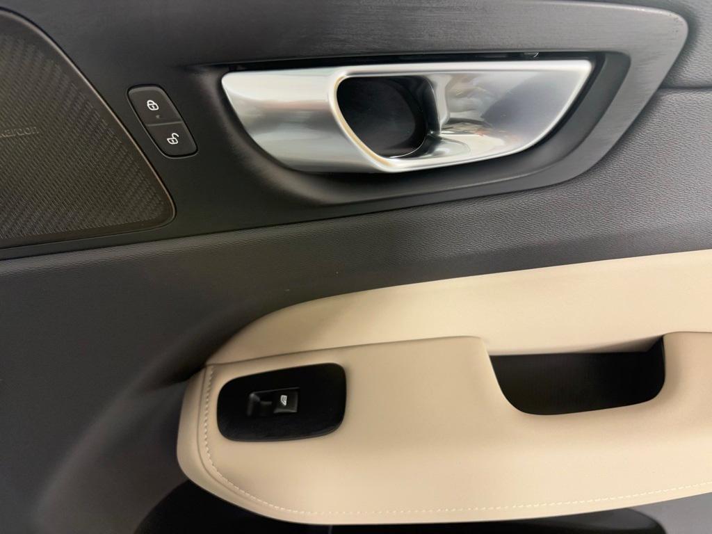 new 2026 Volvo XC60 car, priced at $55,815