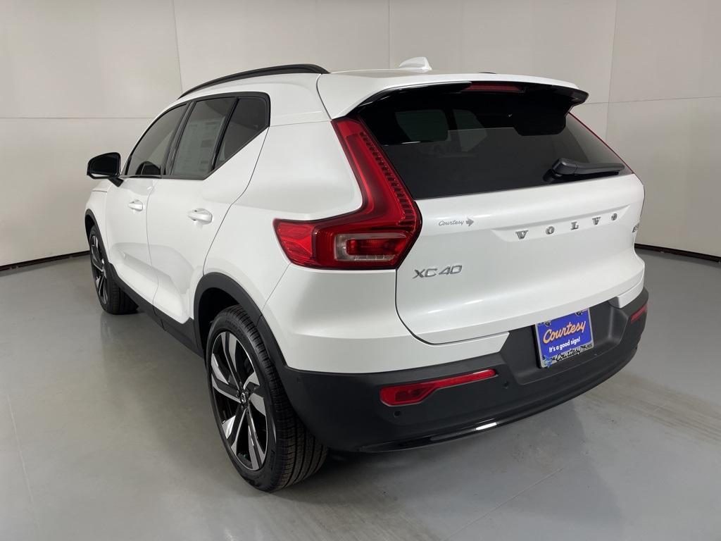 new 2026 Volvo XC40 car, priced at $50,170