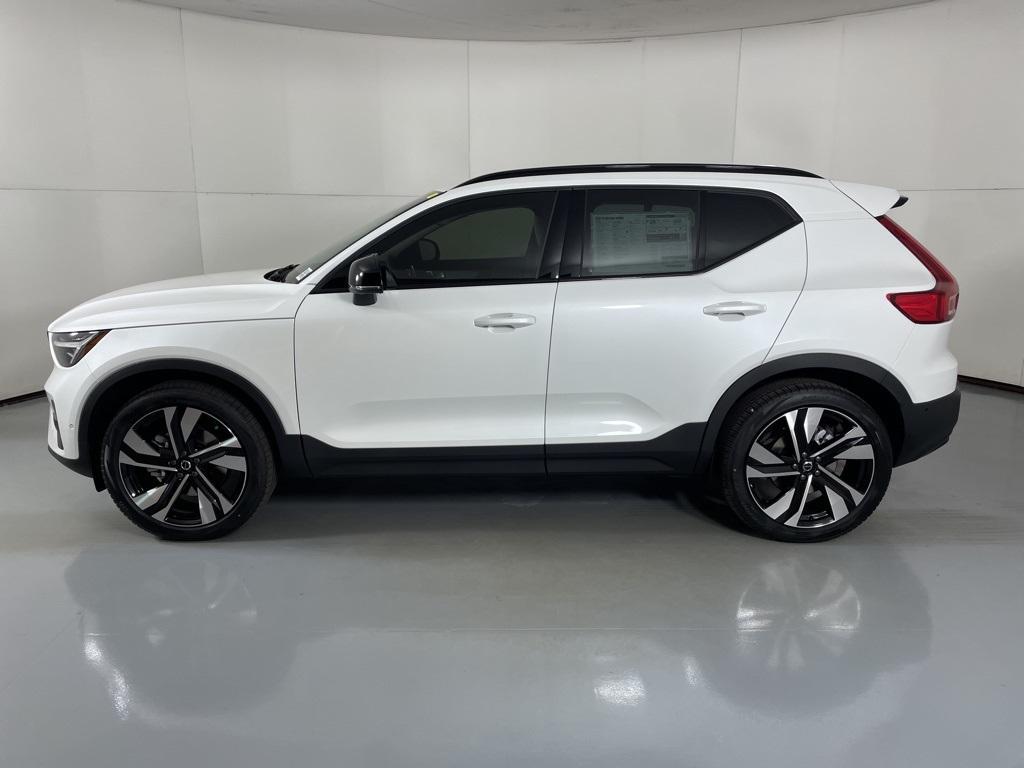 new 2026 Volvo XC40 car, priced at $50,170