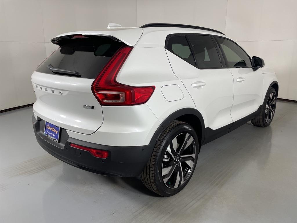 new 2026 Volvo XC40 car, priced at $50,170