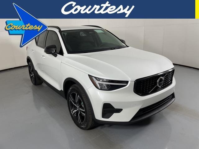 new 2026 Volvo XC40 car