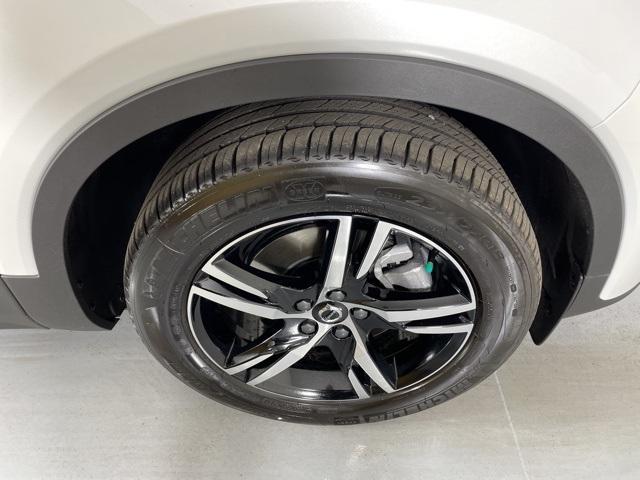 new 2026 Volvo XC40 car