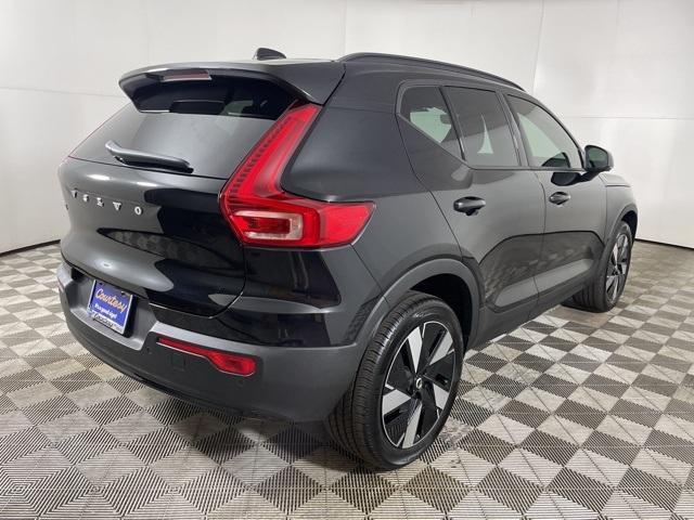 new 2025 Volvo EX40 car, priced at $54,795