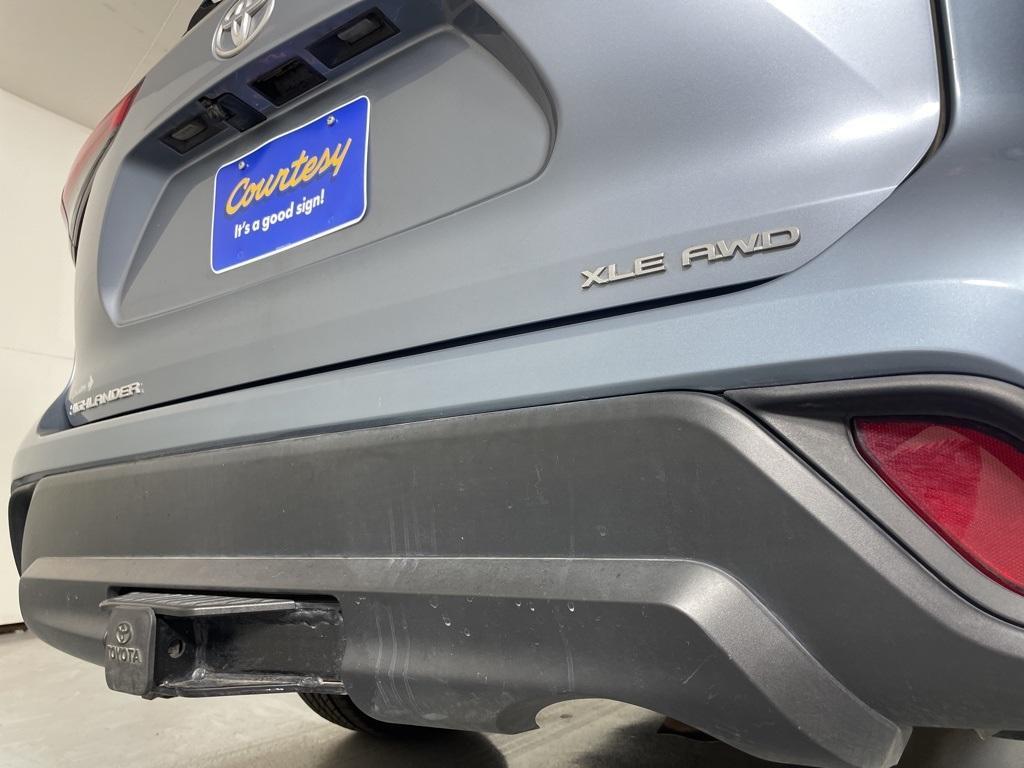 used 2021 Toyota Highlander car, priced at $29,500