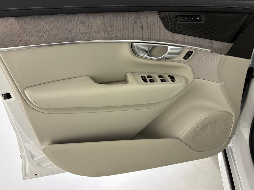 new 2026 Volvo XC90 Plug-In Hybrid car, priced at $84,885