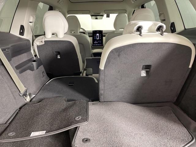 new 2025 Volvo EX90 car, priced at $81,535