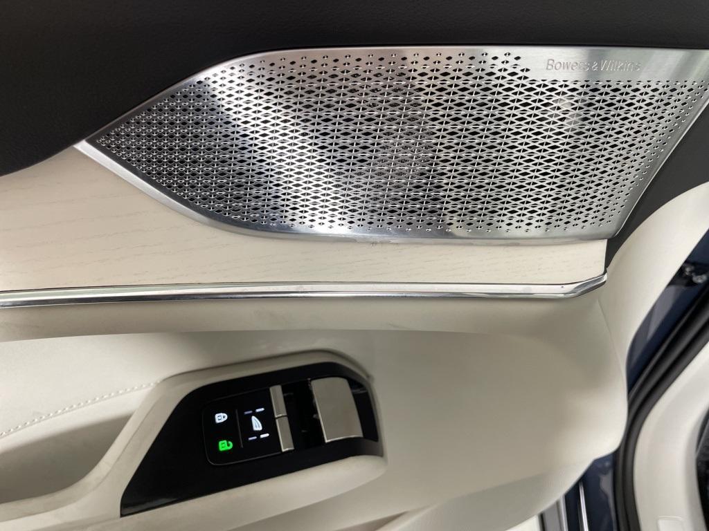 new 2025 Volvo EX90 car, priced at $86,525