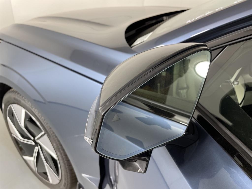 new 2025 Volvo EX90 car, priced at $86,525