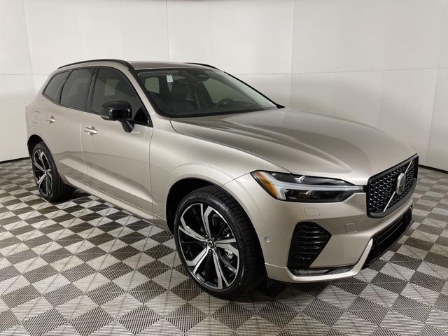 new 2025 Volvo XC60 car, priced at $59,525