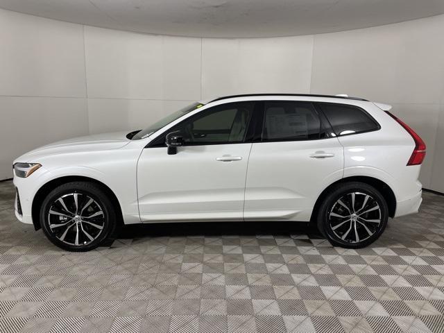 new 2025 Volvo XC60 car, priced at $54,275