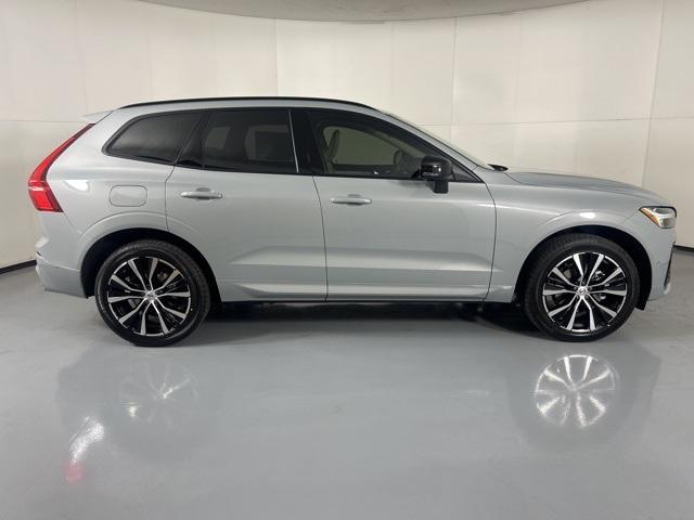 new 2025 Volvo XC60 car, priced at $51,360