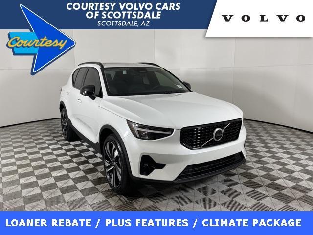 new 2024 Volvo XC40 car, priced at $45,355