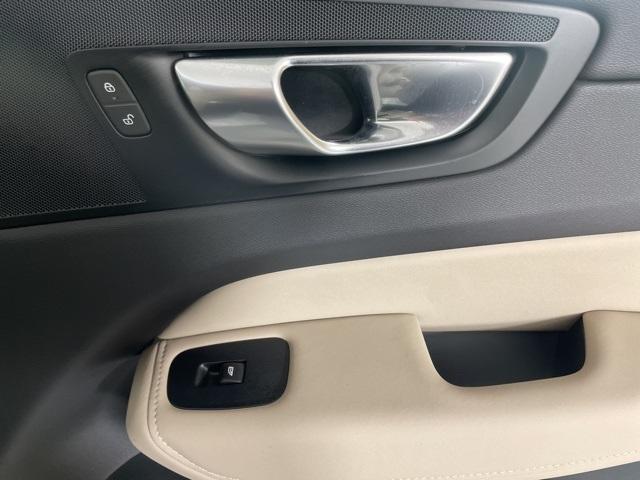 new 2026 Volvo XC60 car, priced at $52,595