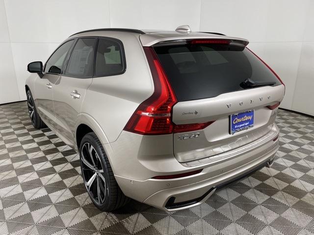 new 2025 Volvo XC60 car, priced at $59,160