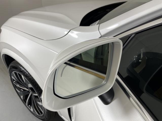 new 2026 Volvo XC90 car, priced at $67,595