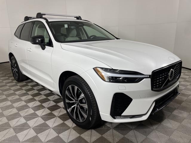 new 2025 Volvo XC60 car, priced at $50,035