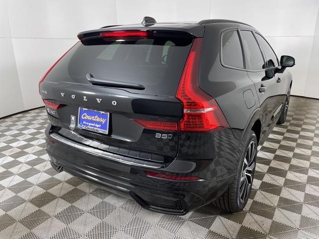 new 2025 Volvo XC60 car, priced at $55,025