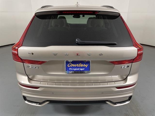 new 2025 Volvo XC60 car, priced at $58,660