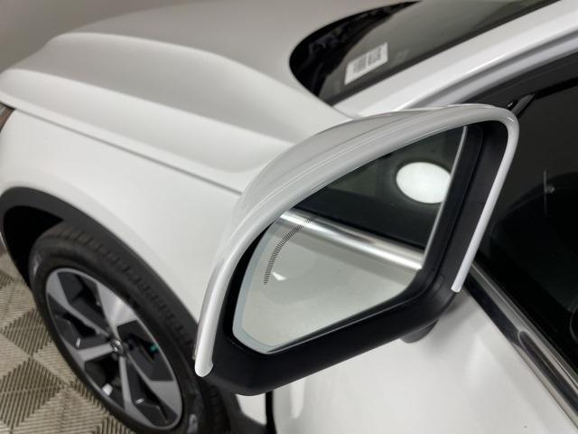 used 2025 Volvo XC40 car, priced at $46,500
