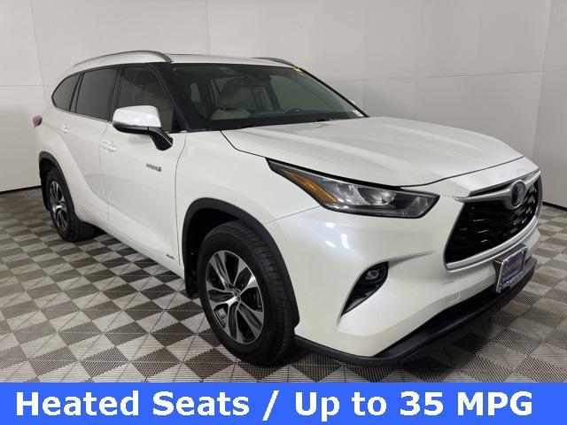 used 2020 Toyota Highlander Hybrid car, priced at $36,500