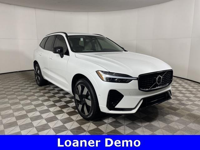 new 2025 Volvo XC60 Plug-In Hybrid car, priced at $60,305