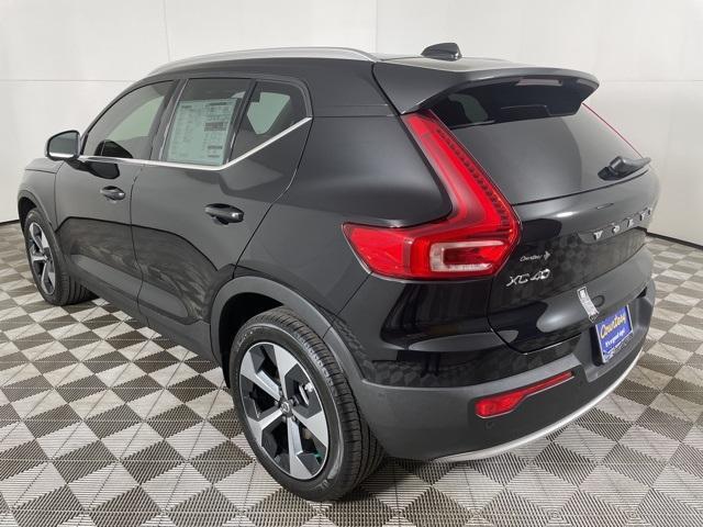 new 2025 Volvo XC40 car, priced at $46,815