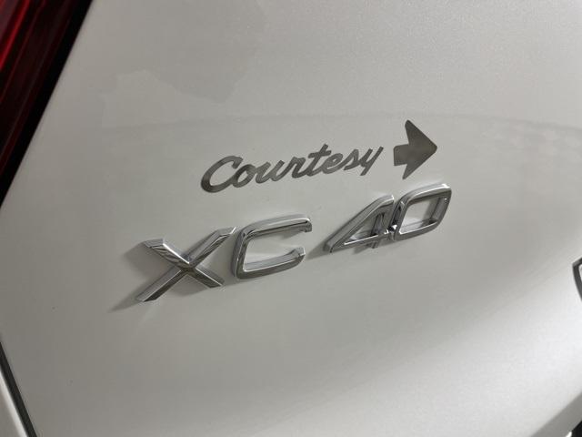 new 2025 Volvo XC40 car, priced at $44,515