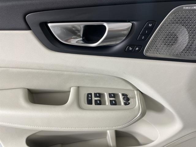 new 2026 Volvo XC60 car, priced at $65,095