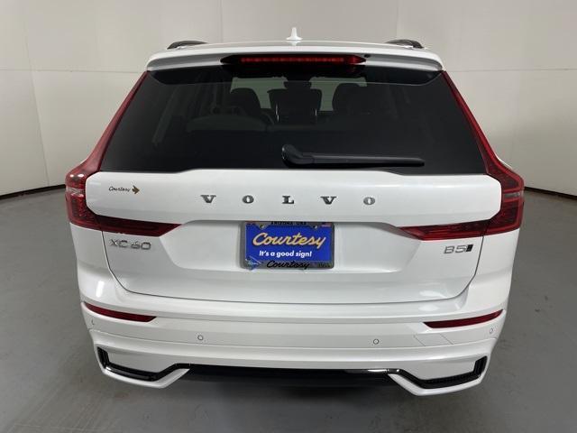 new 2026 Volvo XC60 car, priced at $65,095