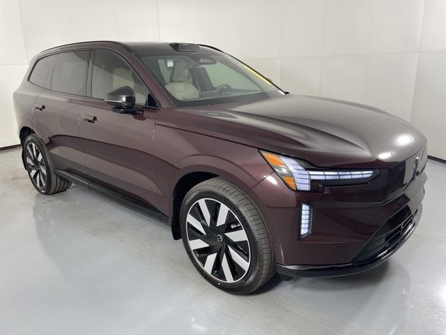 new 2025 Volvo EX90 car, priced at $79,540
