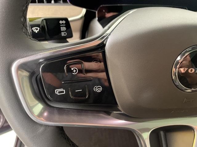 new 2025 Volvo EX90 car, priced at $79,540