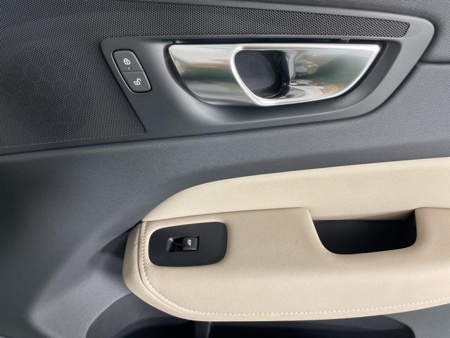new 2026 Volvo XC60 car