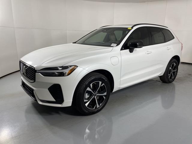 new 2026 Volvo XC60 Plug-In Hybrid car, priced at $59,445