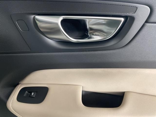 new 2026 Volvo XC60 Plug-In Hybrid car, priced at $59,445