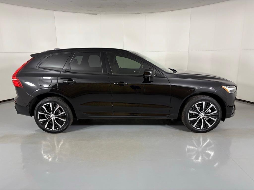 used 2025 Volvo XC60 car, priced at $39,500