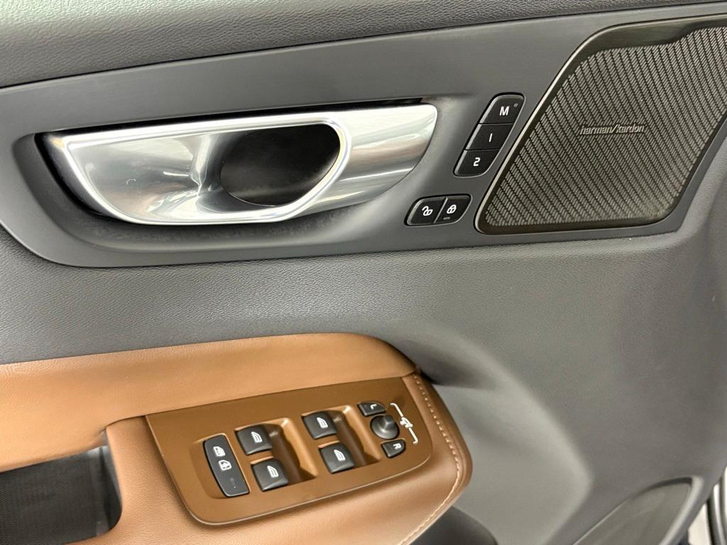 used 2025 Volvo XC60 car, priced at $39,500