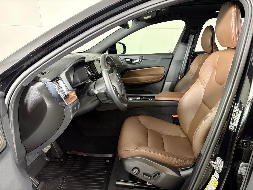 used 2025 Volvo XC60 car, priced at $39,500