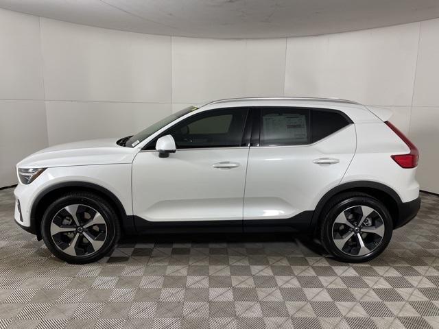 new 2025 Volvo XC40 car, priced at $46,815