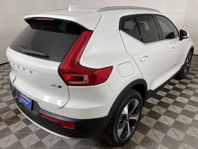 new 2025 Volvo XC40 car, priced at $46,815