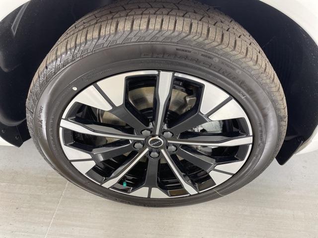 new 2026 Volvo XC60 Plug-In Hybrid car, priced at $67,300