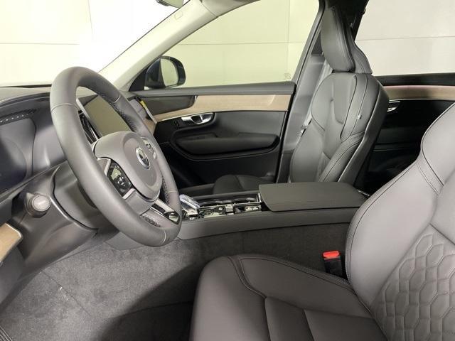 new 2025 Volvo XC90 car, priced at $68,655